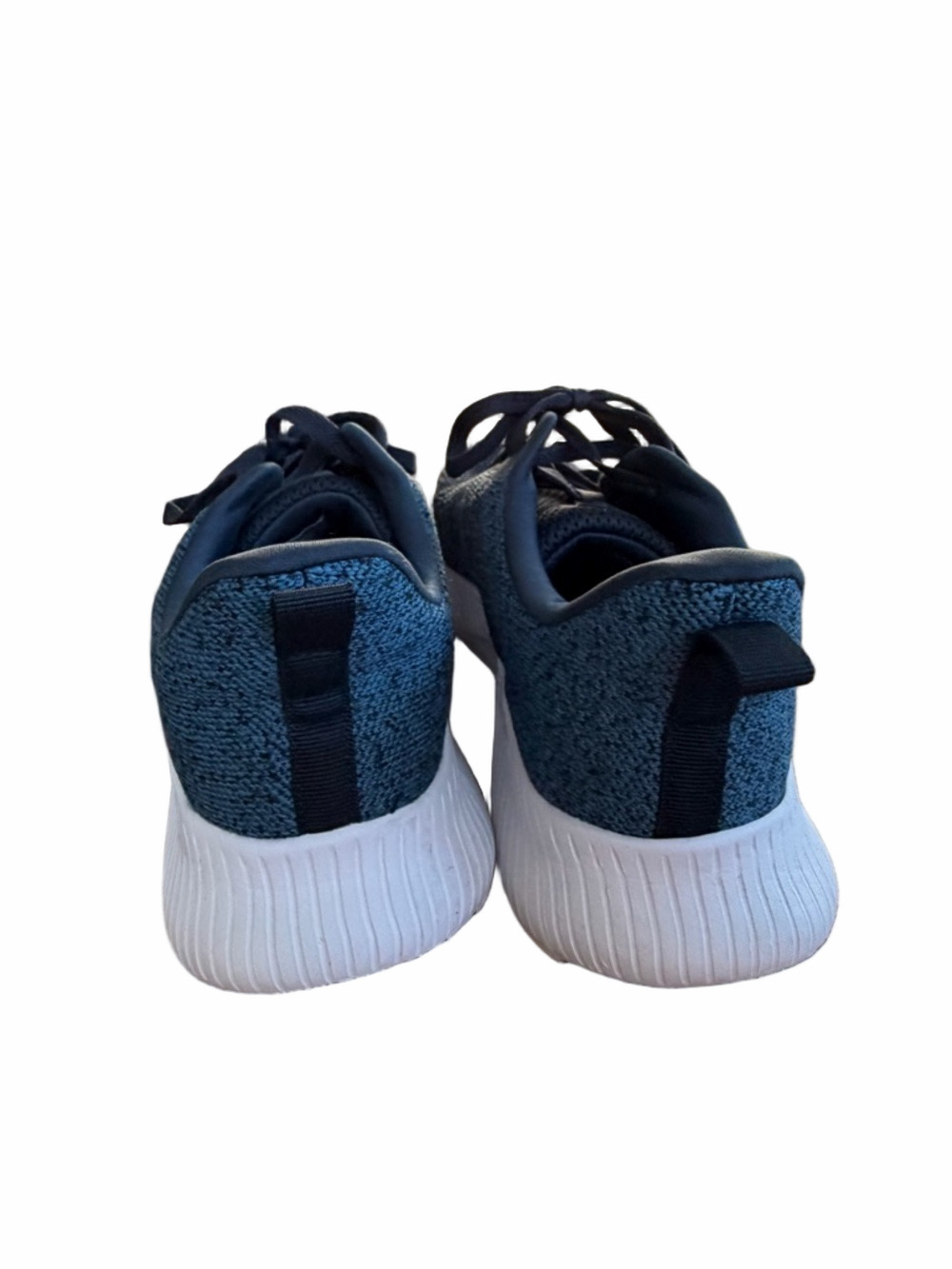 Athletic Works Men’s Navy and White  Lace-Up Sneakers - Picture 2 of 8